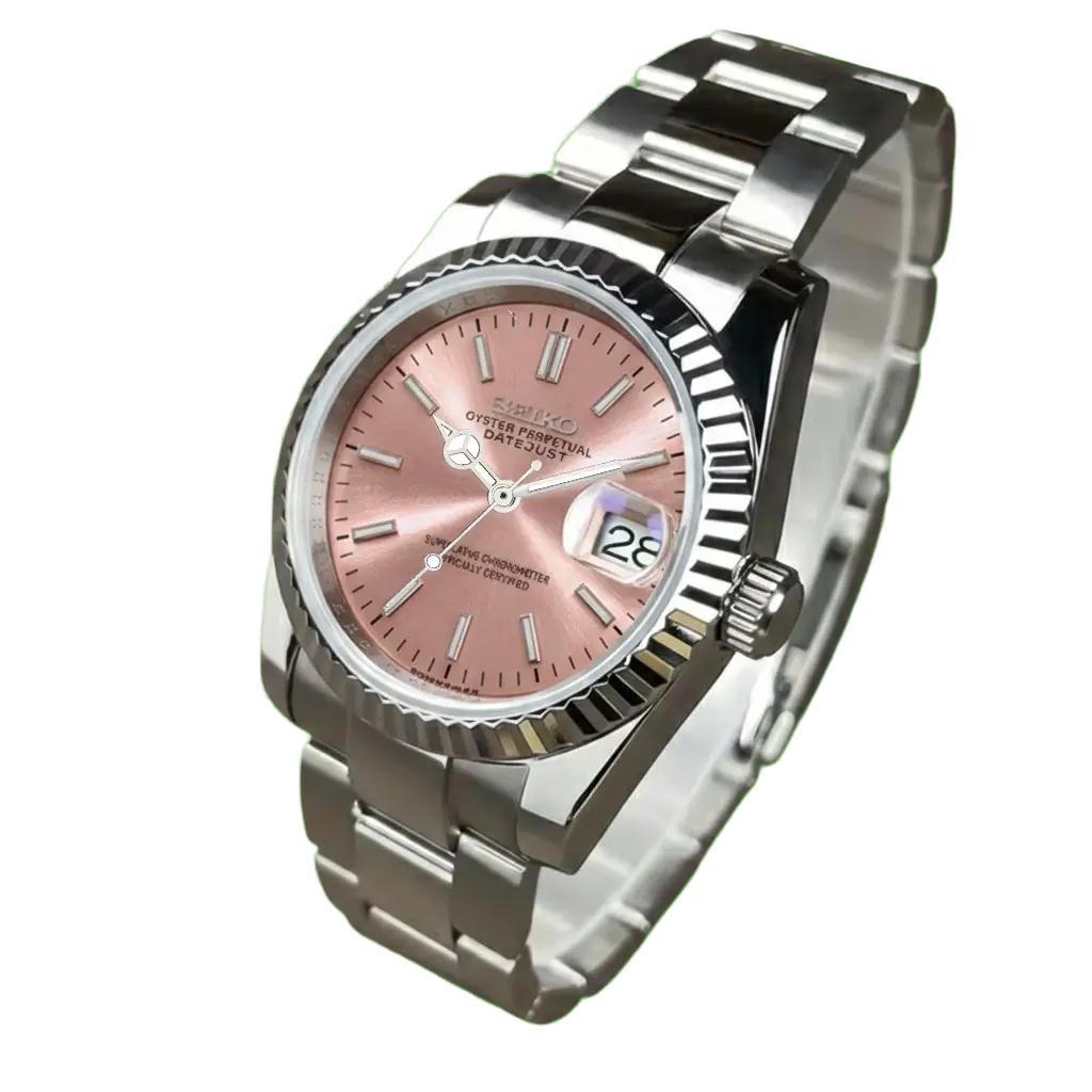 Seiko mod Salmon Sunburst détourée, cadran saumon soleillé, bracelet Oyster acier, mouvement automatique NH35